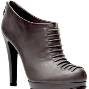 MRKT Jocelyn black leather ankle boots